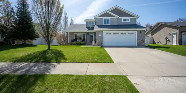 3147 W Blueberry CIR