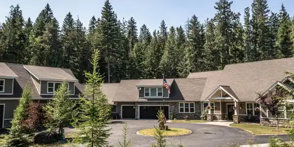 399 Forest Knolls Dr
