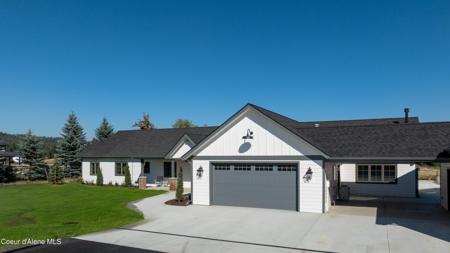 8575 W Haystack Ln