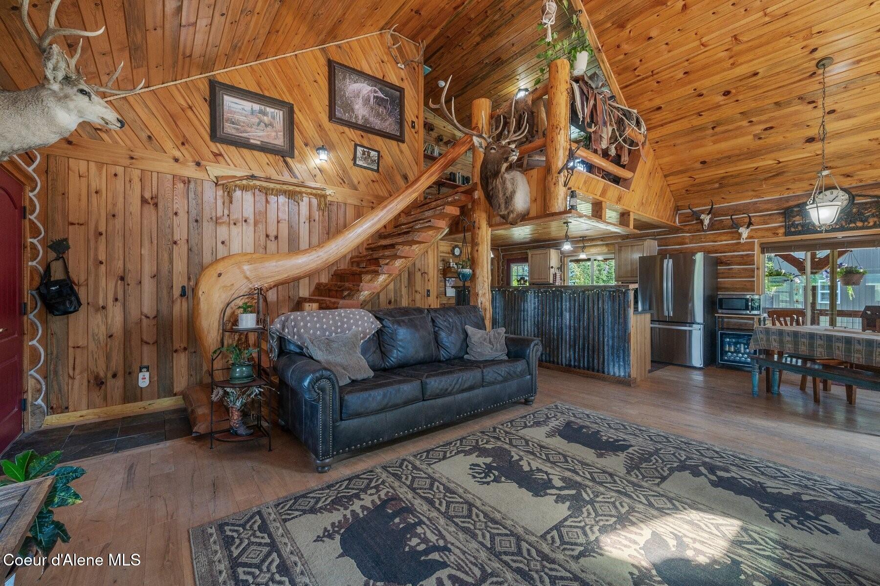 Image 3: Great Room