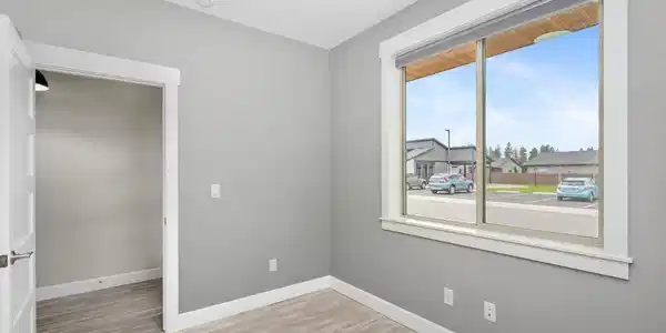 Image 3: 016-13902RainierLoop-Rathdrum-ID-83858-S