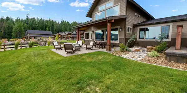 Image 4: Waterfront Unit A5
