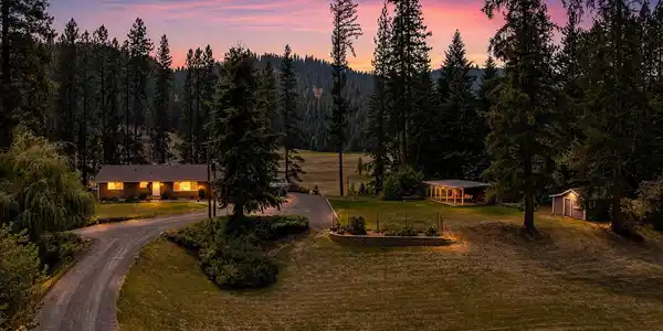 Image 2: Aerial_8035WMeadowbrookLoop-7_Twilight