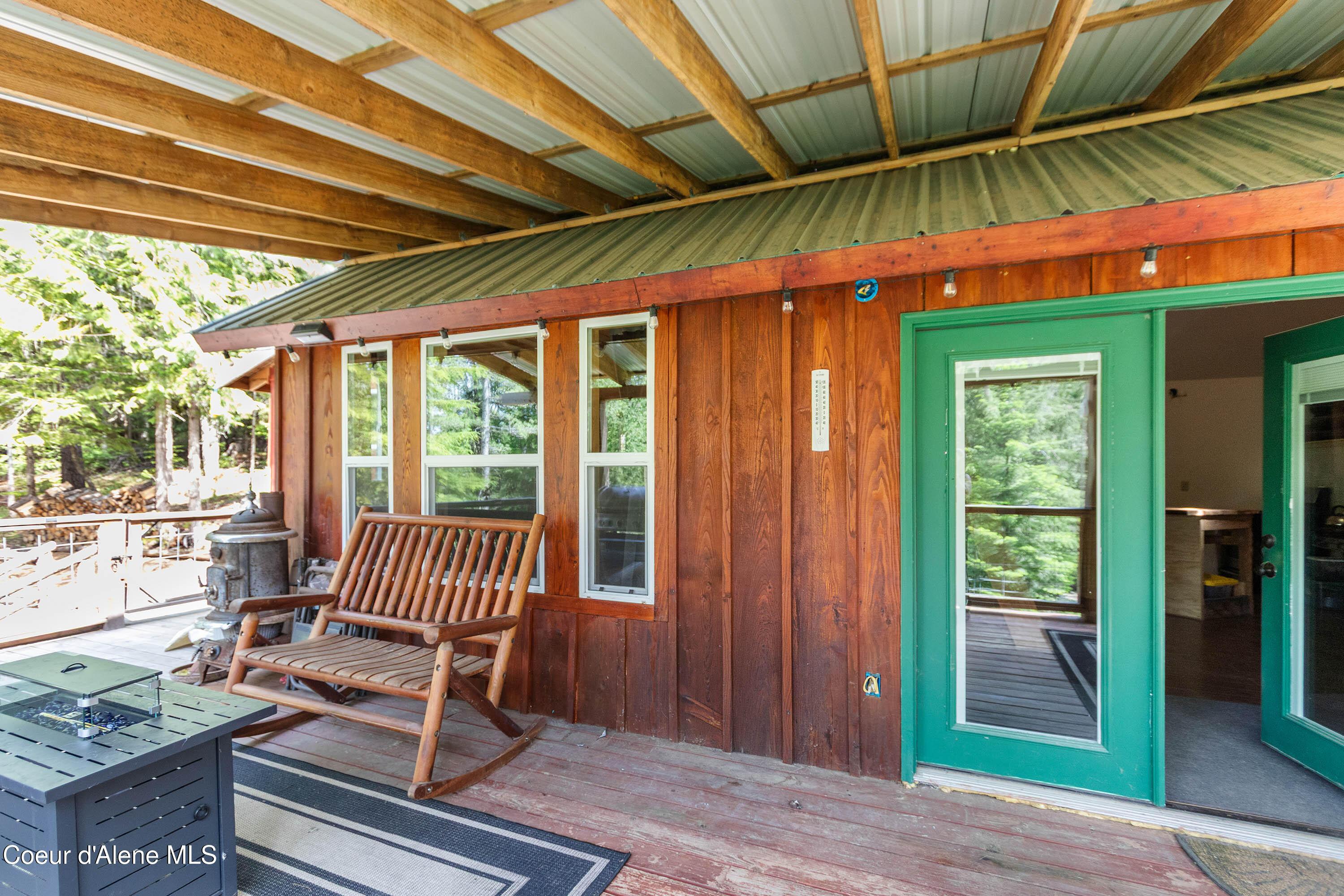 Image 2: Porch Entry