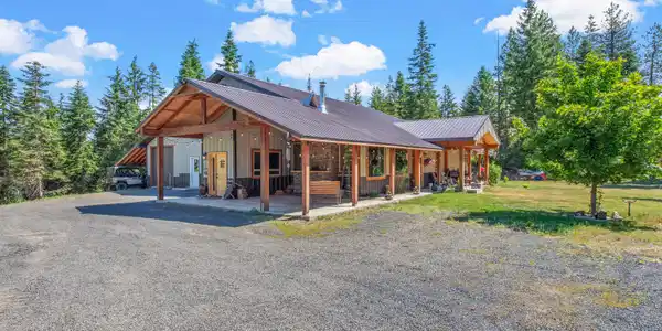 1124 Bugle Point RD
