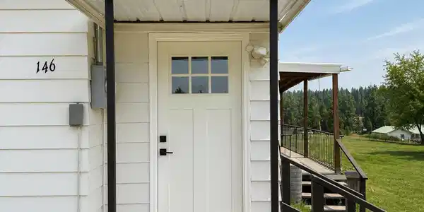 Image 3: Entry
