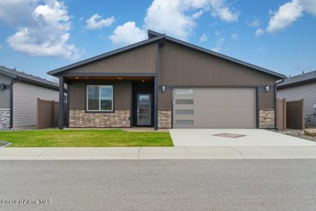 13902 N Rainier LOOP