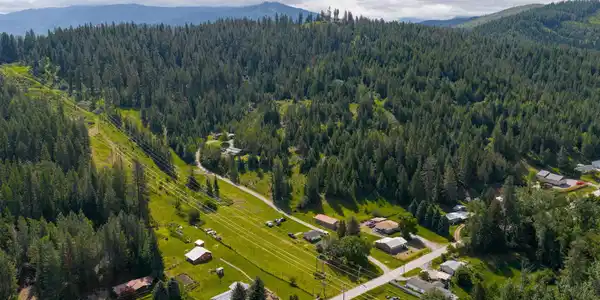 Image 2: 2-web-or-mls-DJI_20260529100404_0002_D