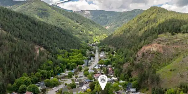 Image 2: Short Distance to Silver Mtn