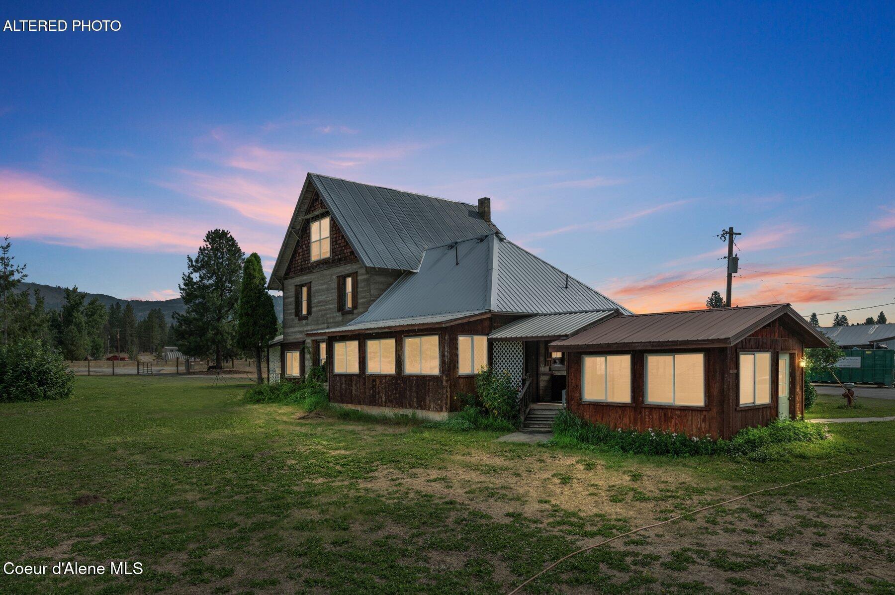 Image 4: Residence