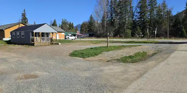 Image 4: Callahan Streetq