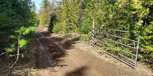 Image 3: Gate to South Parcel
