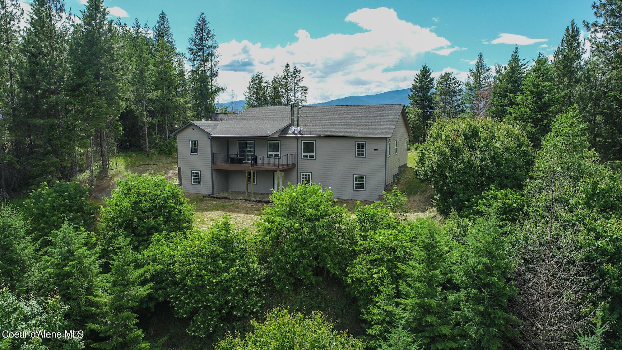 Image 3: Rear Exterior View