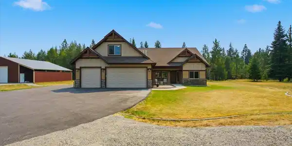 Image 2: Front of Home