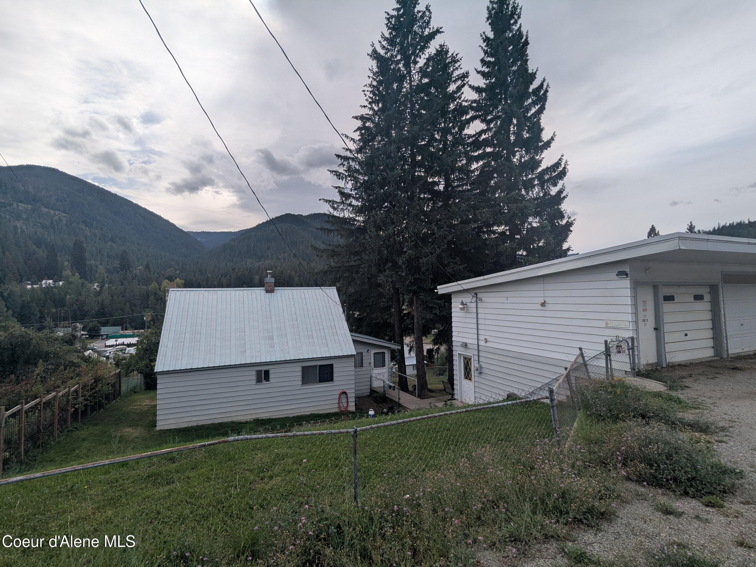 Image 2: 721 Hunter Street - Mullan
