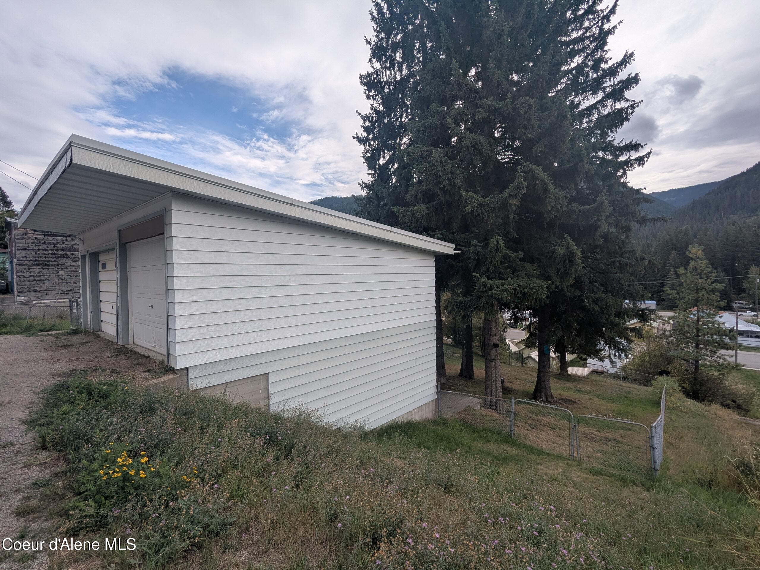 Image 4: 721 Hunter Street - Mullan