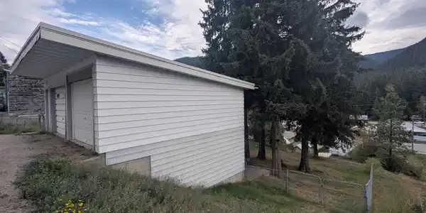 Image 4: 721 Hunter Street - Mullan