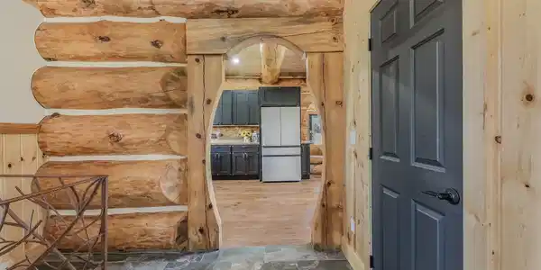 Image 4: Half Bath Off Entry and Kitchen