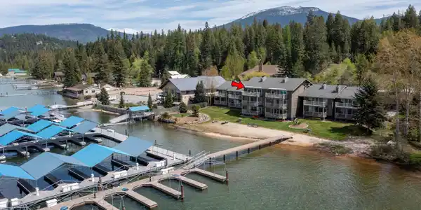 328 Bayview Dr