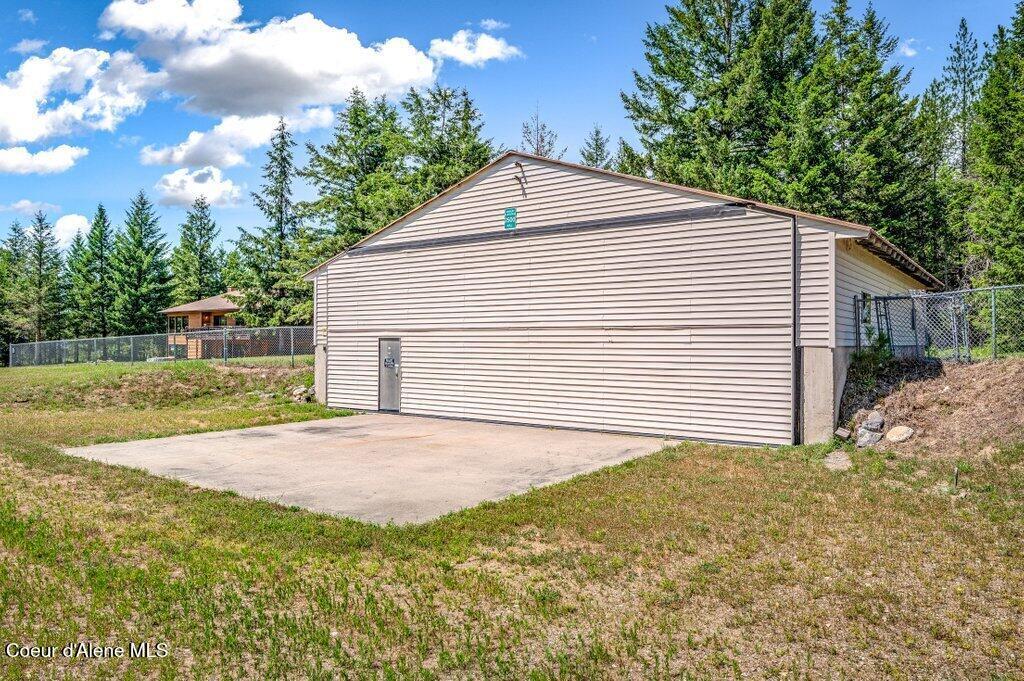 Image 4: 634 Skyhawk Dr. Hangar