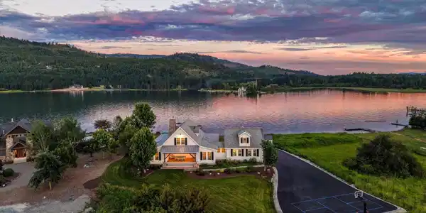 645 River Run Dr
