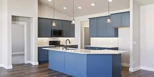 Image 3: TB040207_006_Kitchen