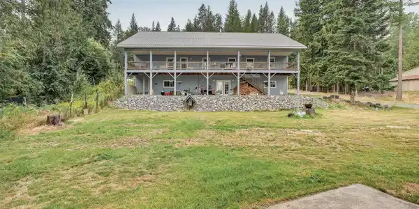 Image 3: 054_Home_Rear