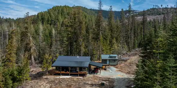 657 Fox Creek Spur