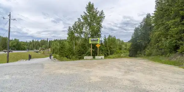 Image 4: Entry