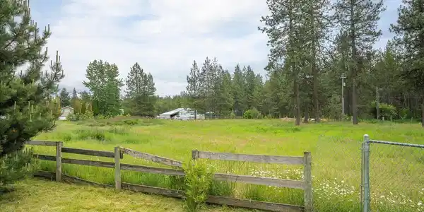 Image 3: 15707 N Ranch Valley Rd, Rathdrum Idaho