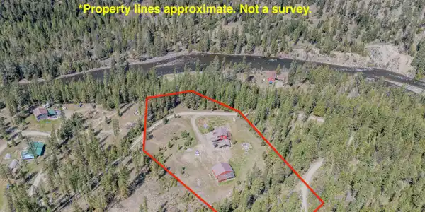 Image 4: 1202 Porkchop Property Lines