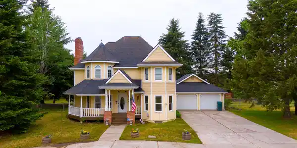 1264 W Garwood RD