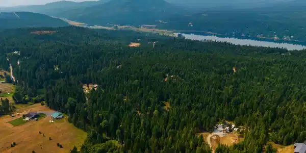 Image 4: DJI_20250503190034_0275_D