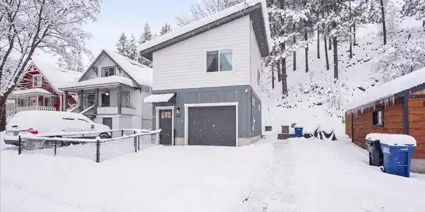 Image 3: 70-Snow
