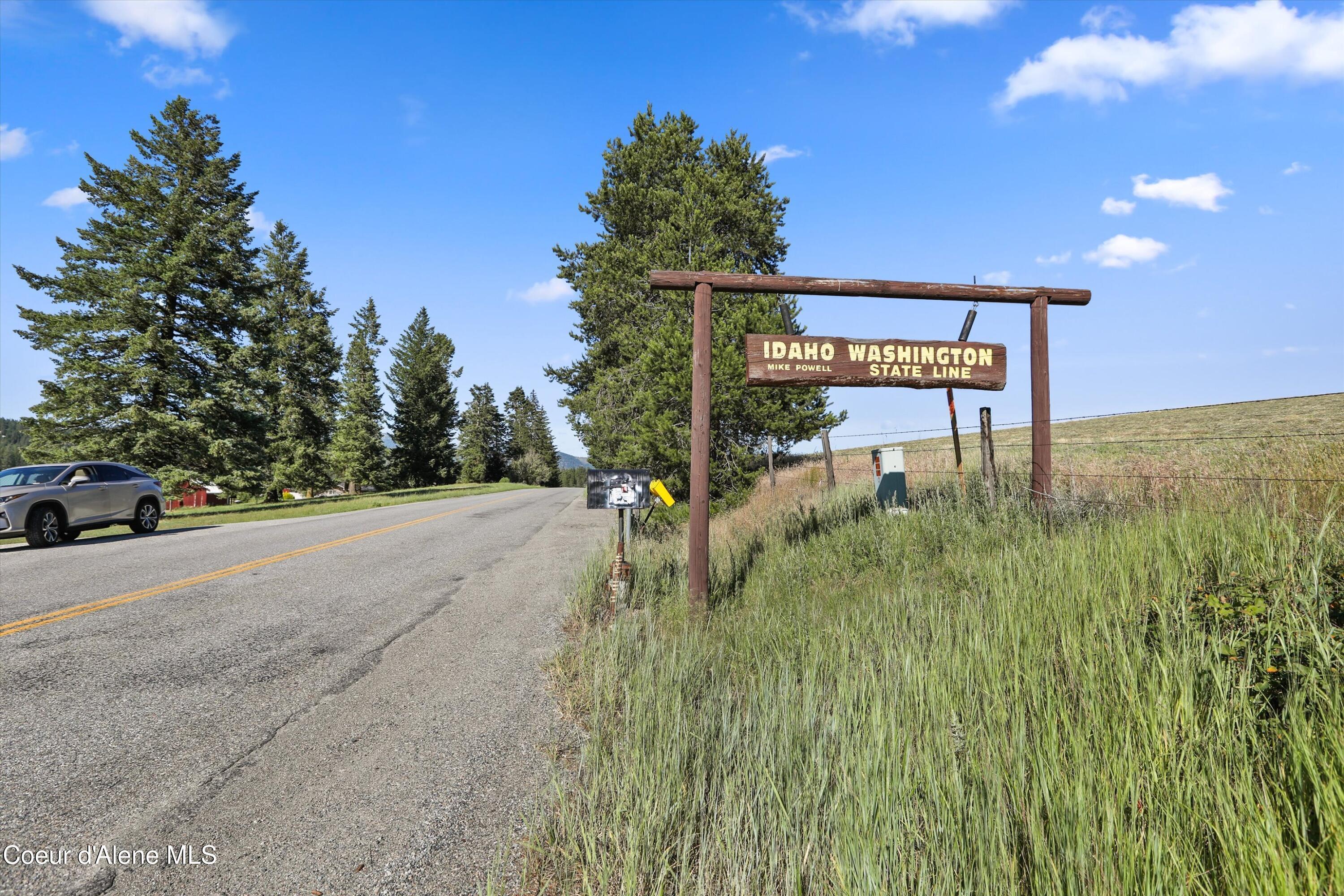 Image 3: 03-Close to Idaho Boarder
