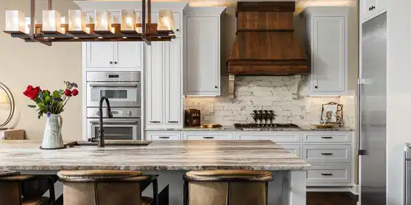 Image 4: Custom Chef's Kitchen