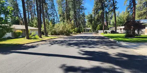 Image 2: Neighborhood
