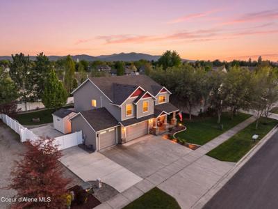 2548 W Blackberry Loop