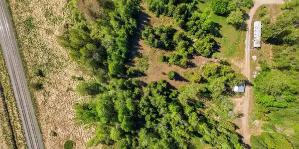 Image 4: 27_DJI_0501