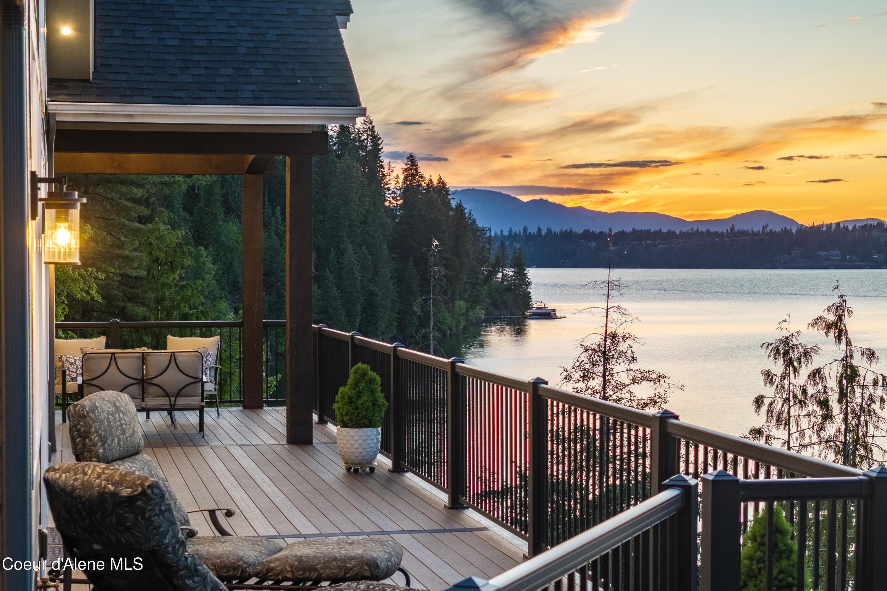 Image 4: Waterfront Views