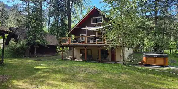 488 Schweitzer Mt Rd