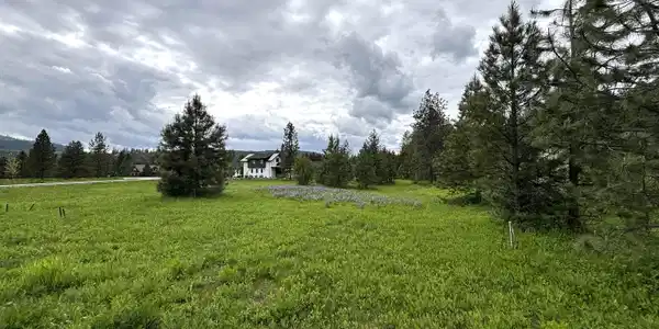 Image 3: NE Corner View Looking West