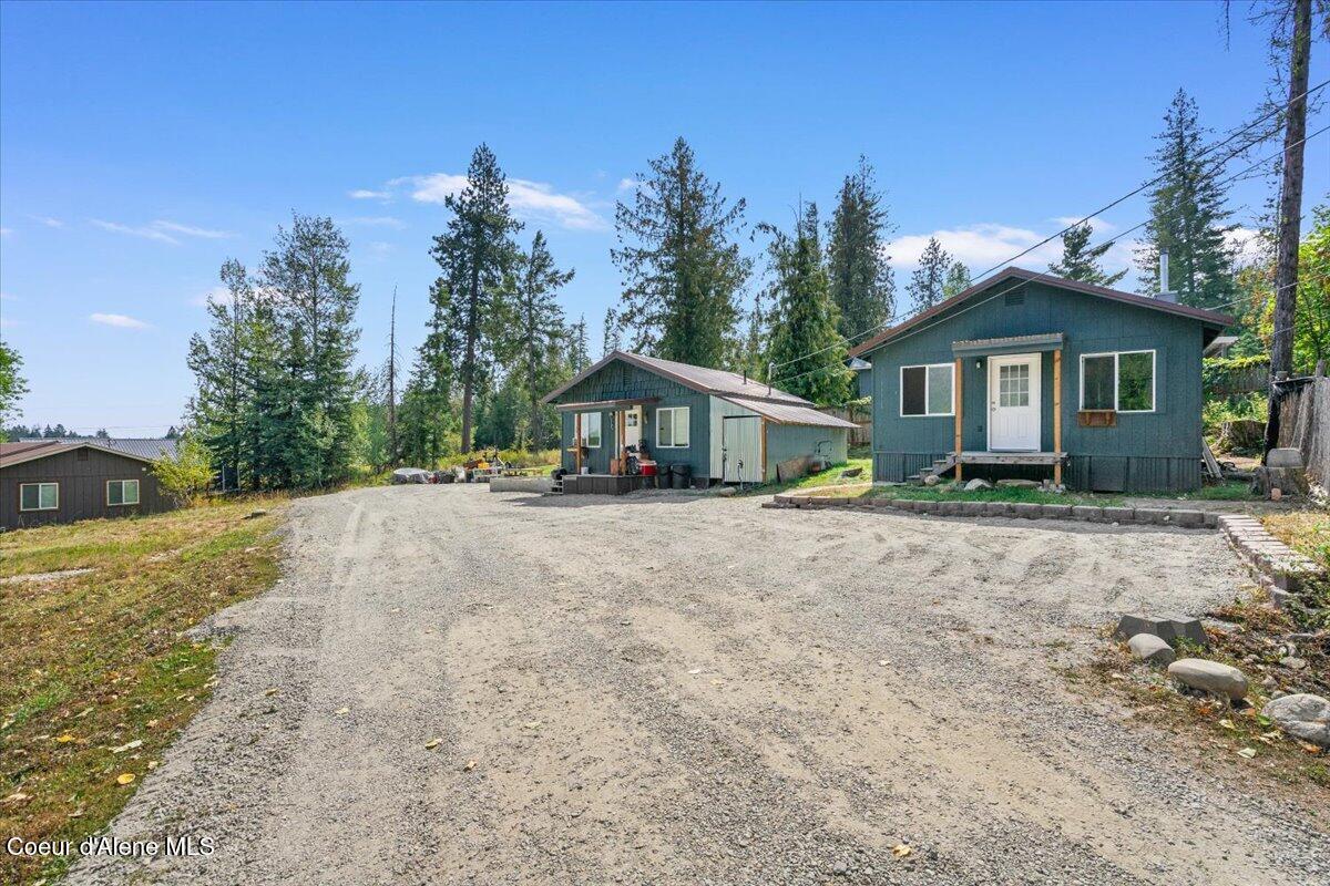 Image 3: 01-Front of homes