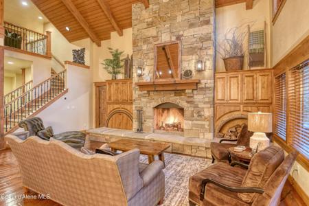 432 N Idaho Club DR