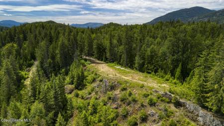 1356 Hidden Valley