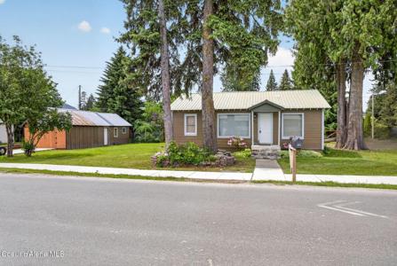 103 N Stephen ST