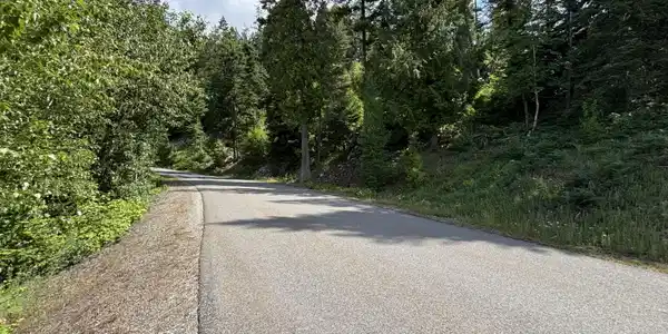 Image 4: Road facing north