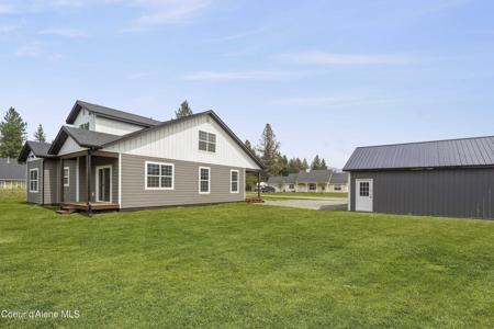 142 Melville Dr