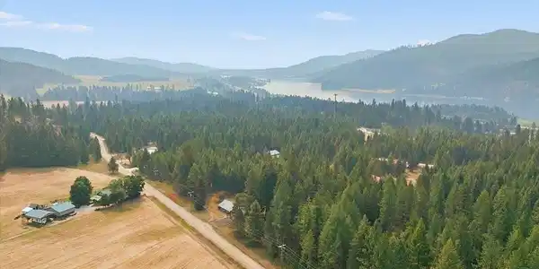 Image 4: 02-1034 E Settlement Rd_RedHogMedia