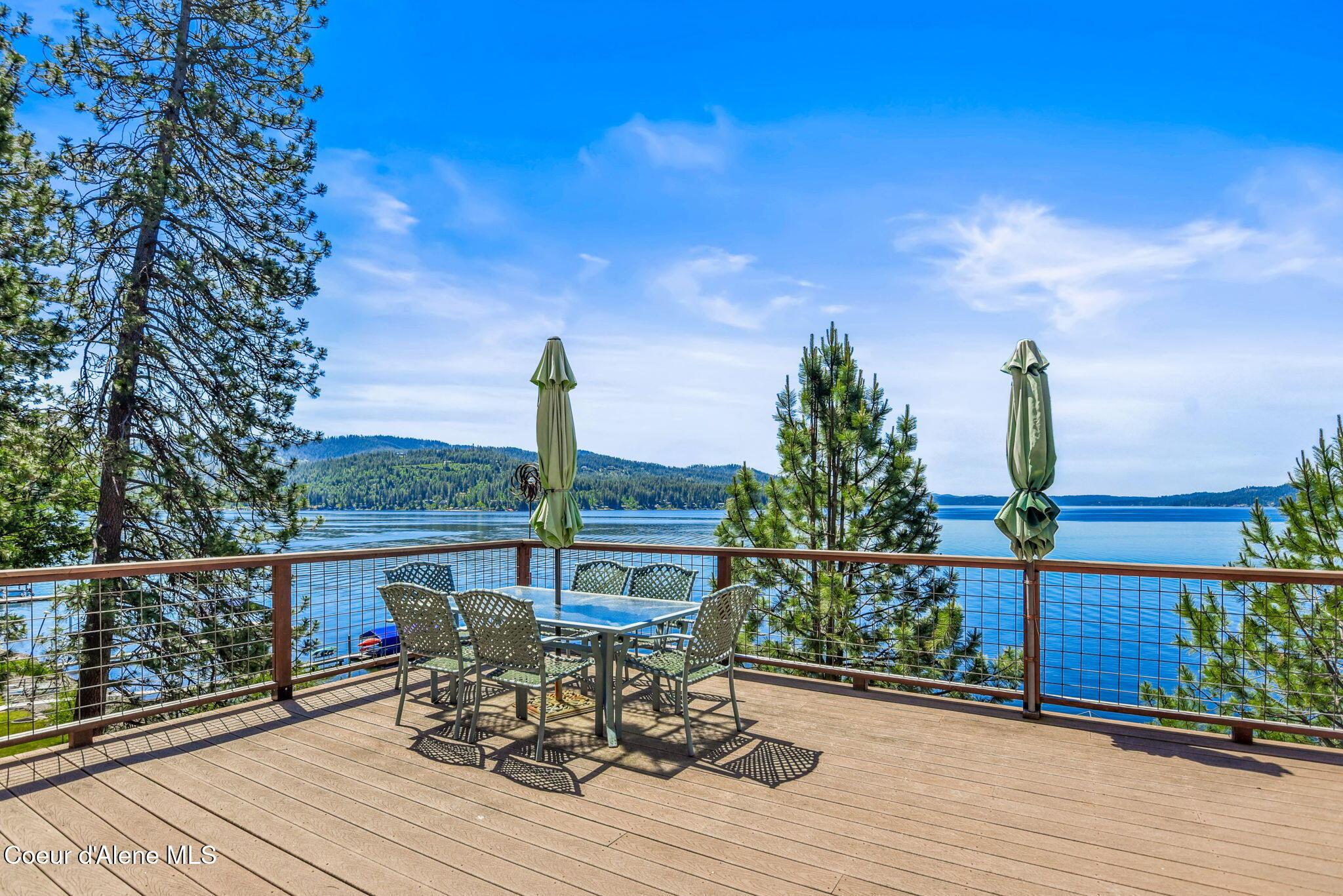 Image 3: 3-web-or-mls-Porch-10